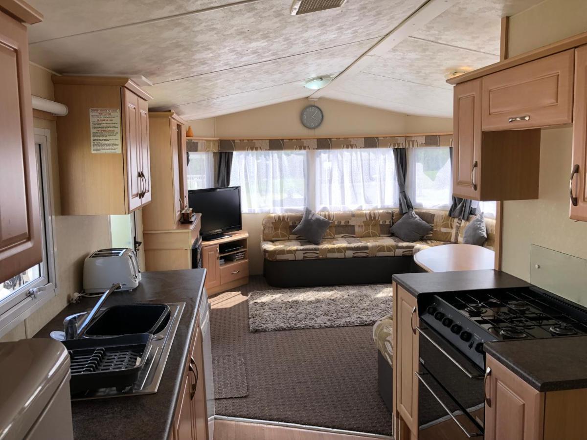 4 Bedroom 10 Berth Caravans With Hot Tub ,Mountain Bikes Tattershall Lakes Exterior photo